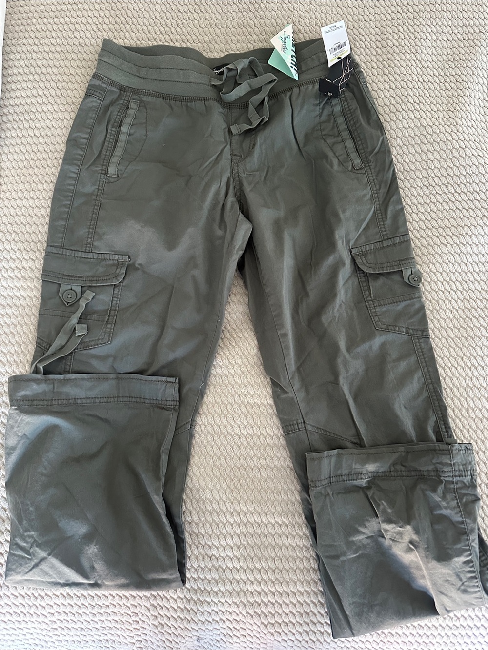 BNWT Supplies by Union Bay Olive Drawstring Cargo Joggers